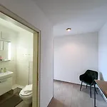 Mitte Und Διαμέρισμα *