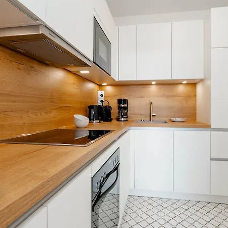 Mitte Und Apartmán *
